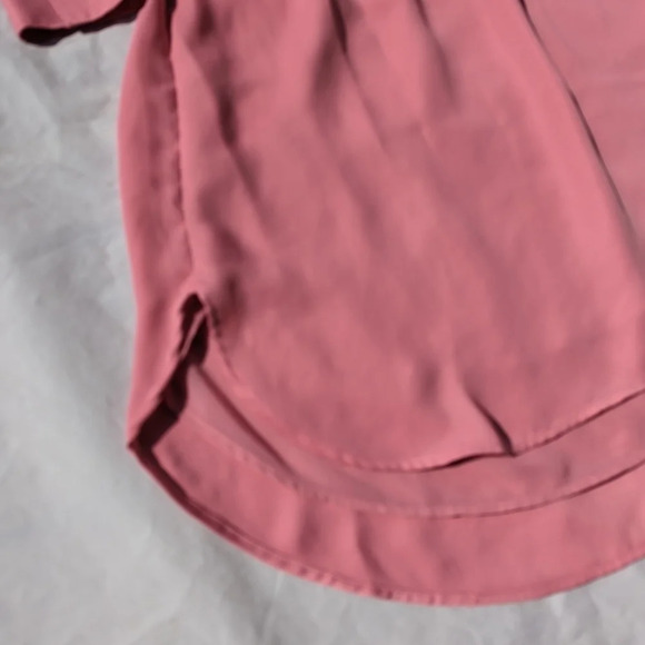 H&M Pink  with Gold V Neck Long Sleeve Dress, belt front - Size XXS Barbie - Picture 5 of 11